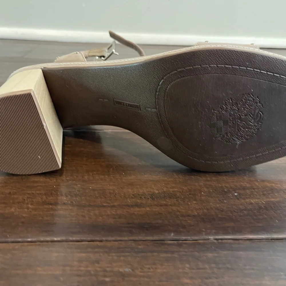 Vince Camuto - NEW in box - size 8 - NWT - Picture 7 of 11